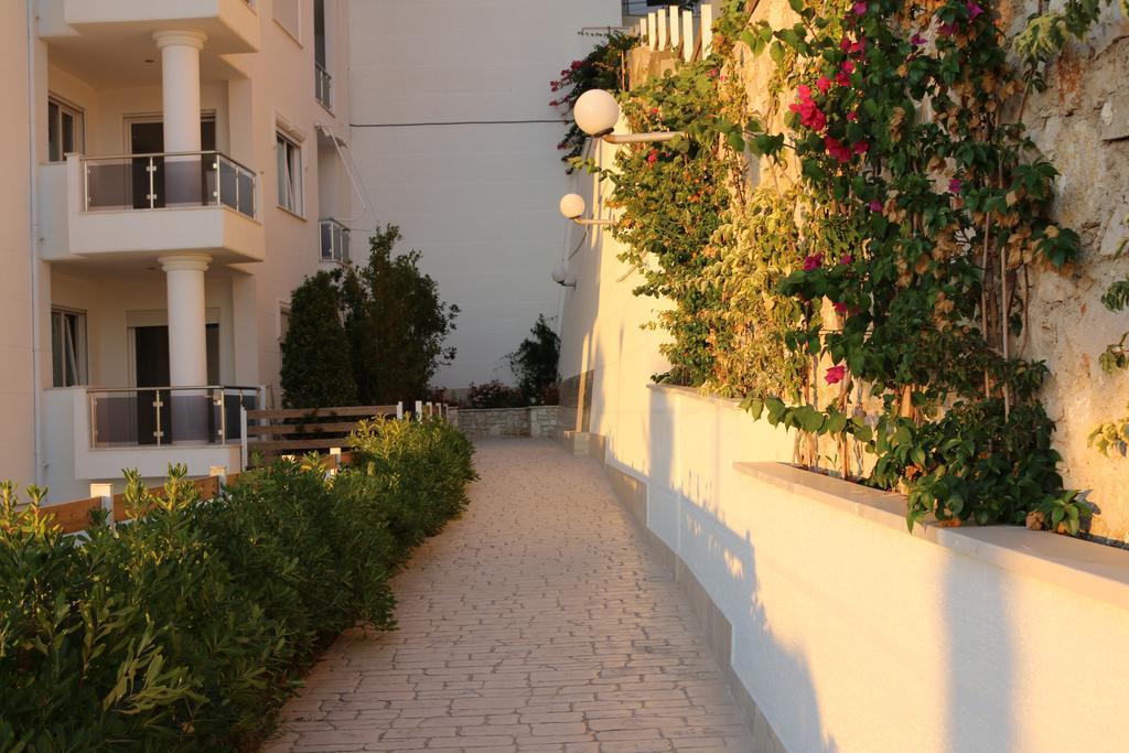 White Residence Apartament Sarandë 외부 사진