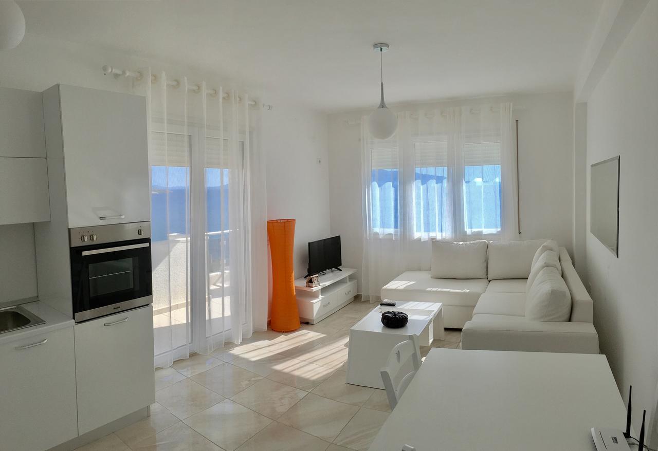 White Residence Apartament Sarandë 외부 사진